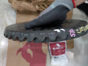 Nhông cùi dĩa 12-43 B 41498 1 Meritor Genuine